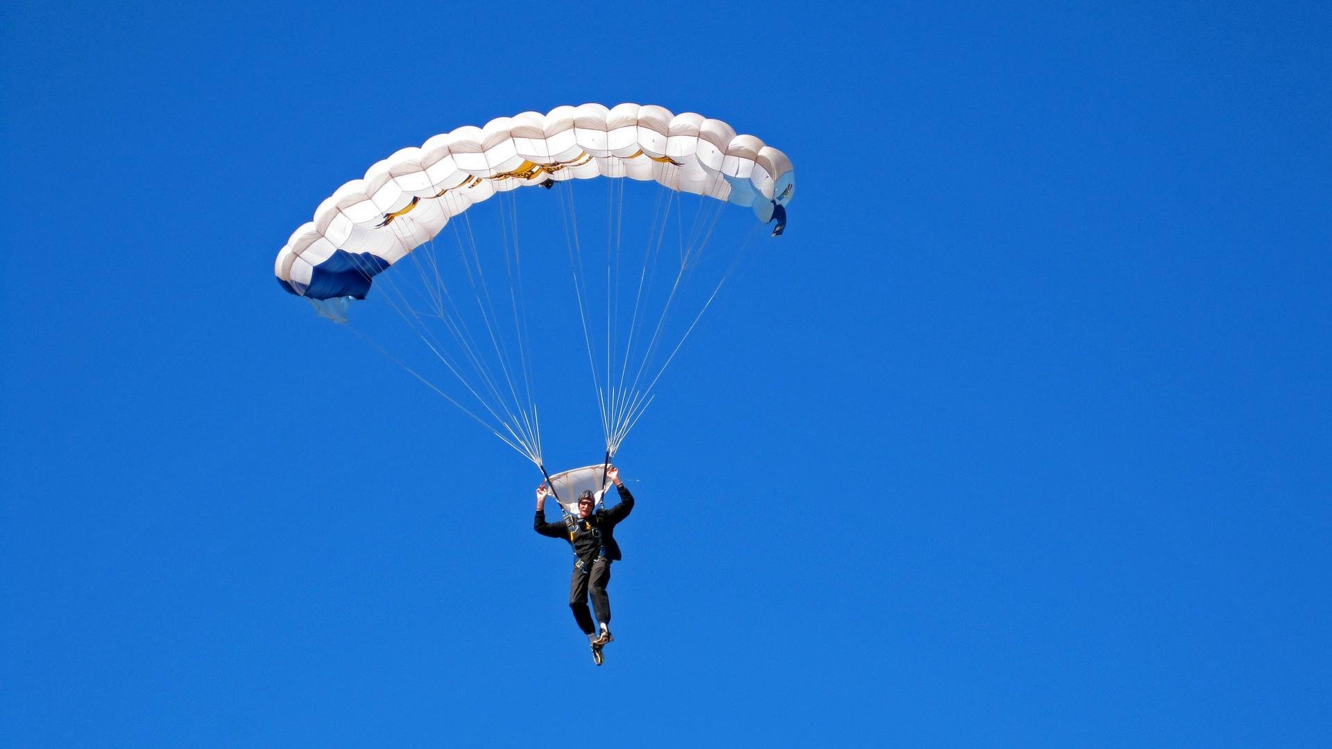 体育新闻中心关注校园体育课程体系创新宣传,体育创新课程的心得体会